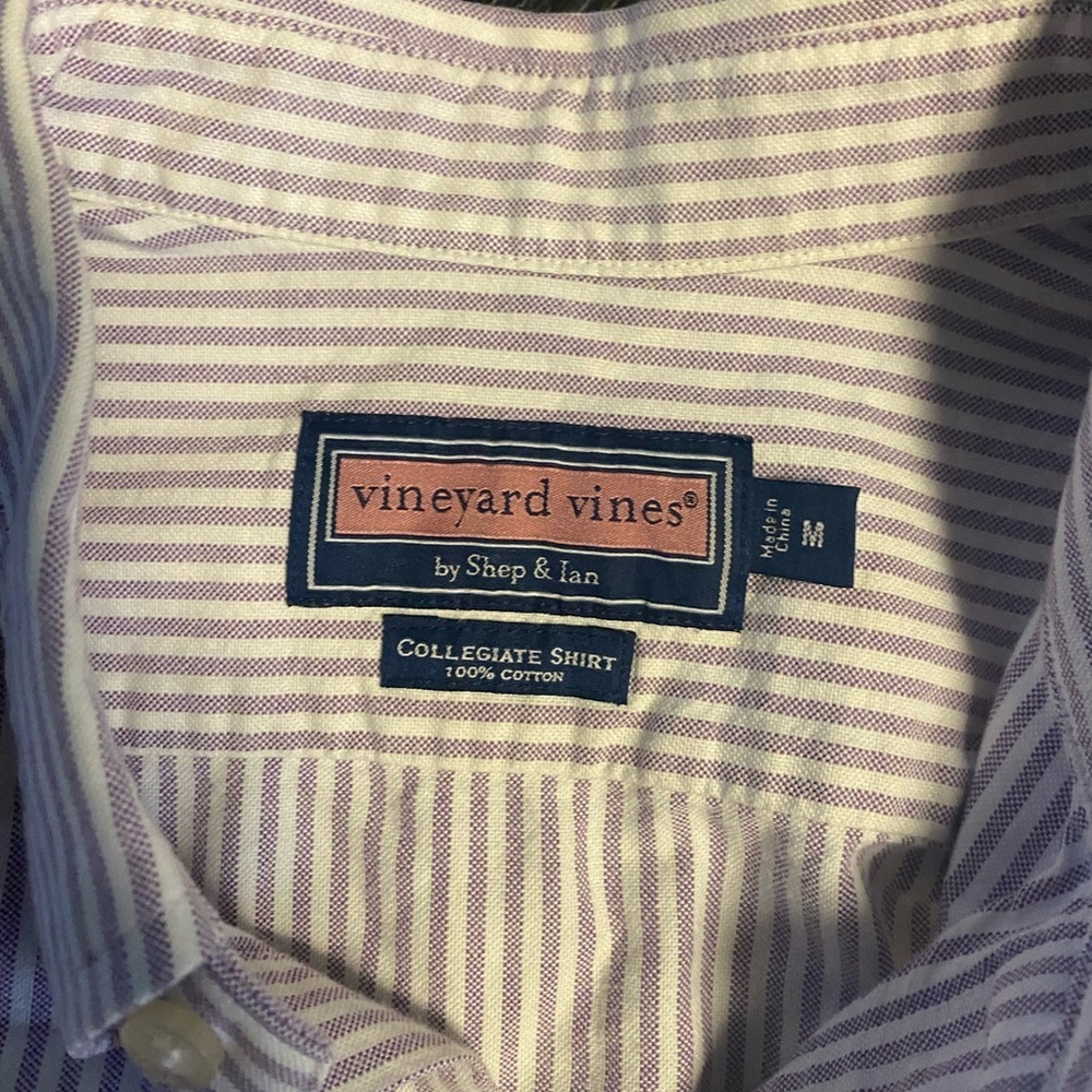 🍍VINEYARD VINES🍍Button down🍍size med🍍A-1 - Picture 4 of 4